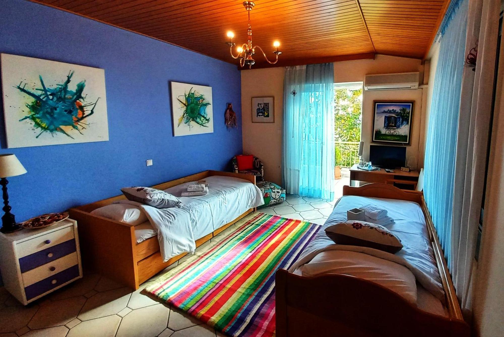 Villa "Eva" - Entire Beachfront Holiday Home - 4S Agia Marina  Екстер'єр фото