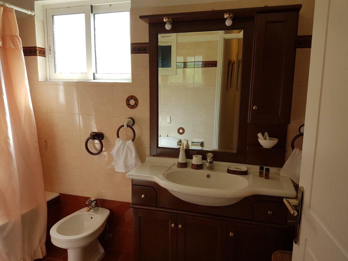 Villa "Eva" - Entire Beachfront Holiday Home - 4S Agia Marina  Екстер'єр фото