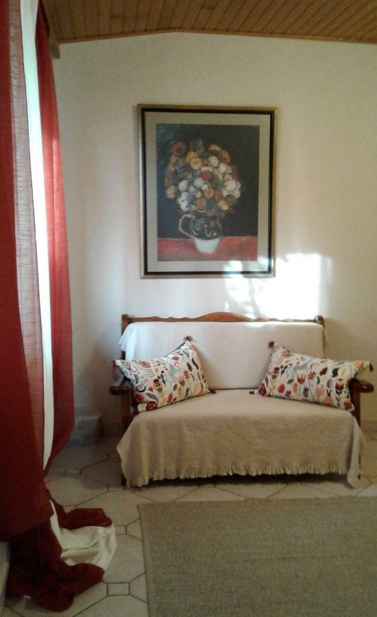 Villa "Eva" - Entire Beachfront Holiday Home - 4S Agia Marina  Екстер'єр фото